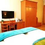 King Apartment *