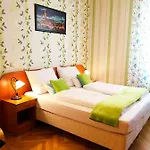 King Apartment Budapest
